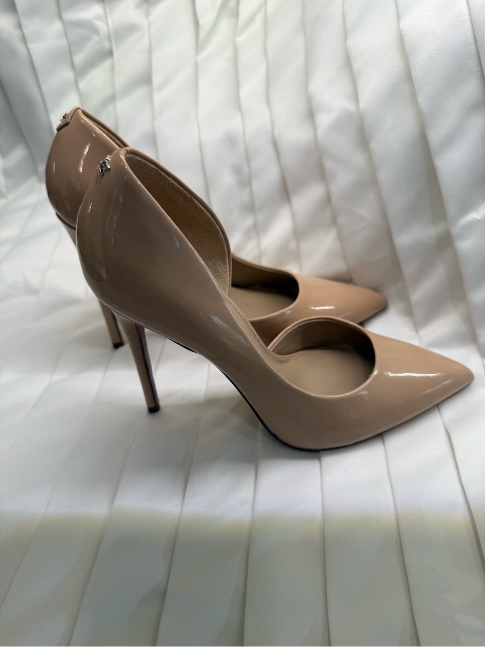 Jessica Simpson Nude Patent Pointed Stiletto Pumps